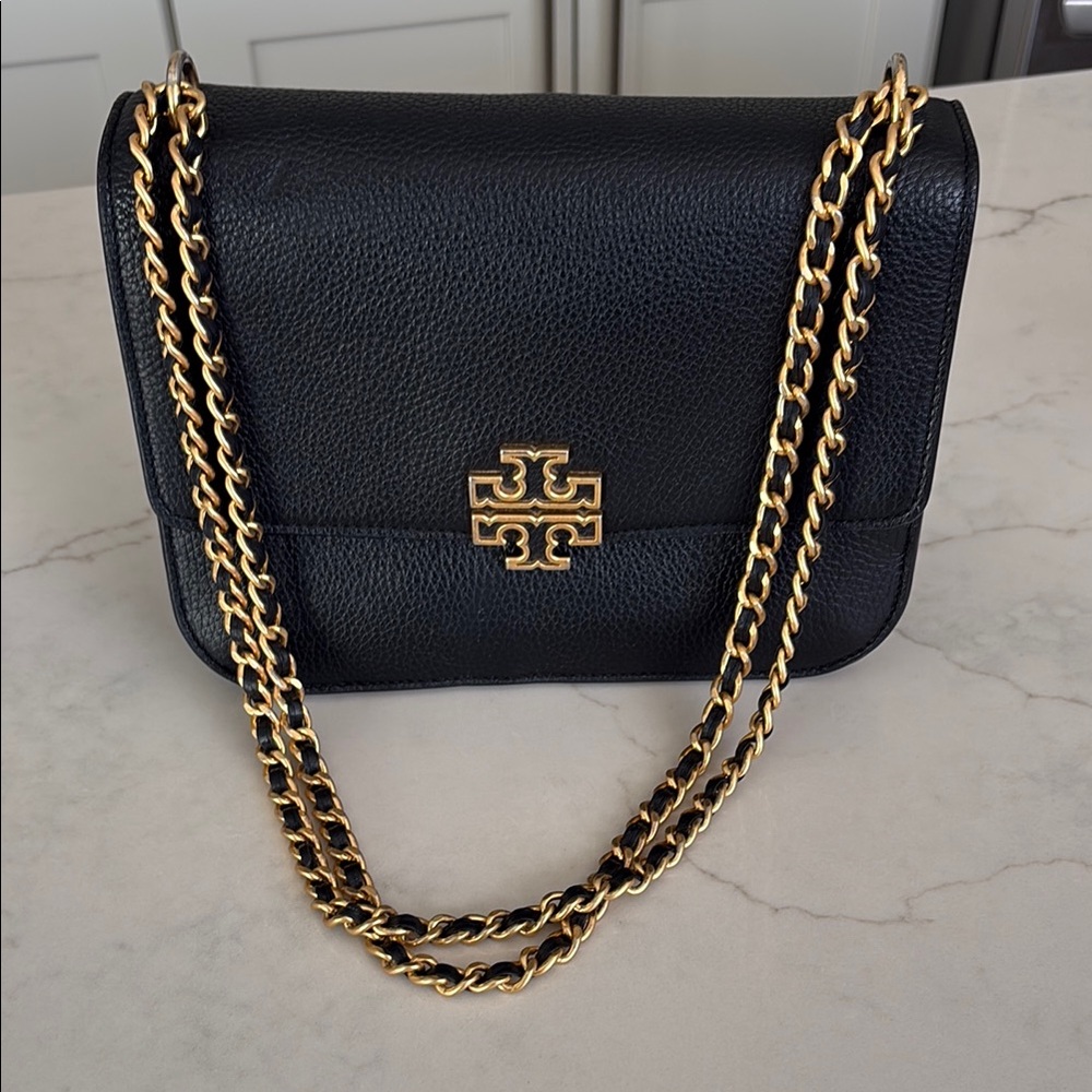 Tory Burch Britten Adjustable Shoulder / Crossbody in Black